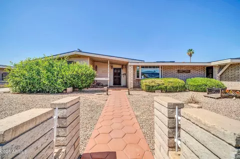 6217 W Orange Dr, Glendale, AZ 85301