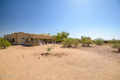 Exterior - 1032 E Dolores Rd, Phoenix, AZ 85086 photo 3 of 9