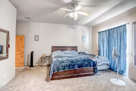Bedroom - 1032 E Dolores Rd, Phoenix, AZ 85086 photo 4 of 4