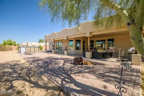 Exterior - 1032 E Dolores Rd, Phoenix, AZ 85086 photo 2 of 9