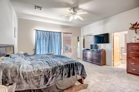 Bedroom - 1032 E Dolores Rd, Phoenix, AZ 85086 photo 3 of 4