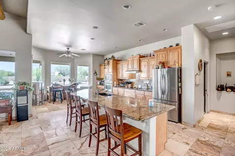 Kitchen - 1032 E Dolores Rd, Phoenix, AZ 85086 photo 1 of 6