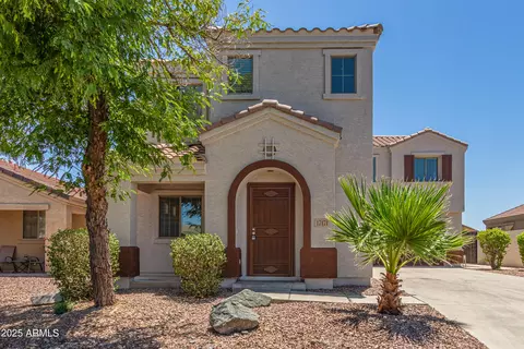 17471 W Watson Ln, Surprise, AZ 85388