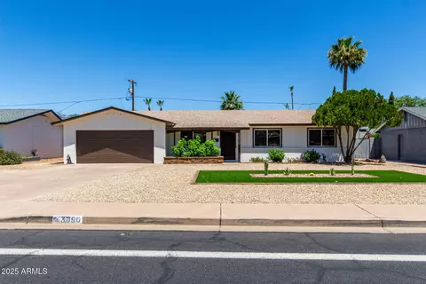 3050 E Cholla St E, Phoenix, AZ 85028