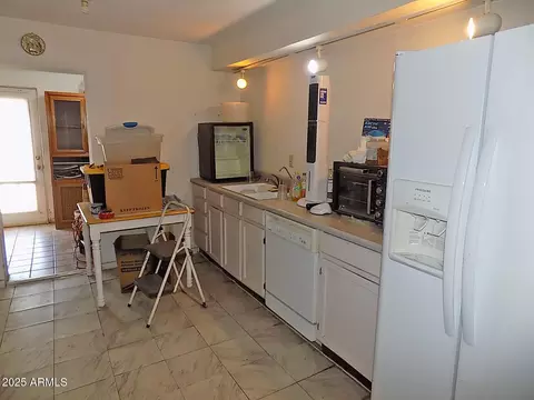 205 S Mesa Dr, Mesa, AZ 85210 photo 6