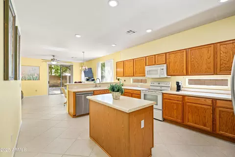 Kitchen - 3534 E Linda Ln, Gilbert, AZ 85234 photo 1 of 4