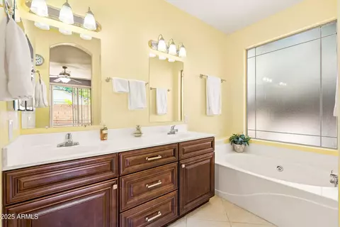 Bath - 3534 E Linda Ln, Gilbert, AZ 85234 photo 1 of 4