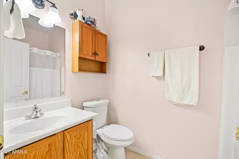 Bath - 3534 E Linda Ln, Gilbert, AZ 85234 photo 4 of 4