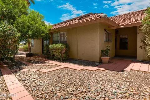Exterior - 4225 E Sandia St, Phoenix, AZ 85044 photo 2 of 5