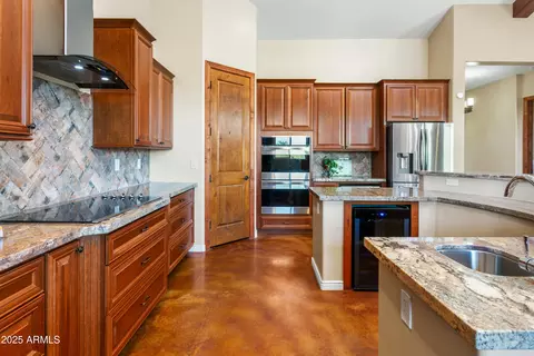Kitchen - 1943 E Paso Nuevo Dr, Phoenix, AZ 85086 photo 2 of 8