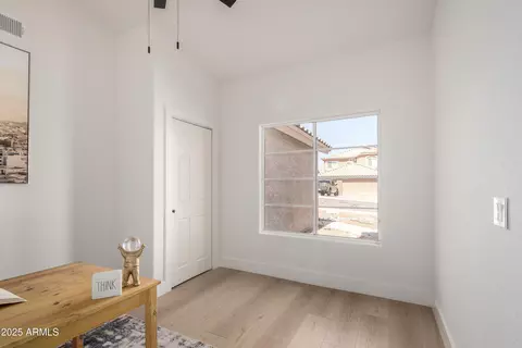 15226 S 14th Dr, Phoenix, AZ 85045 photo 38