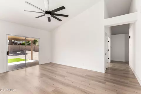 15226 S 14th Dr, Phoenix, AZ 85045 photo 12