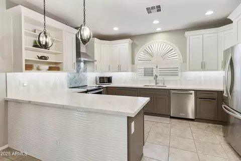 4524 E Narrowleaf Dr, Gilbert, AZ 85298 photo 3