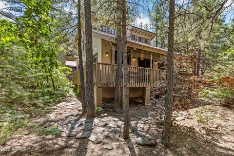 1325 E Wildcat Dr, Munds Park, AZ 86017