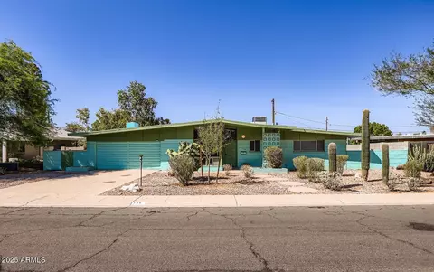 736 E Loyola Dr, Tempe, AZ 85282
