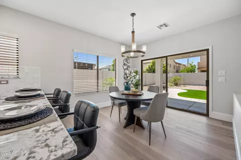Dining - 2881 Estrella Ct, Gilbert, AZ 85296 photo 3 of 4