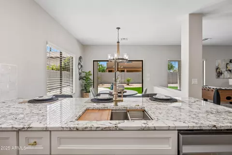 Kitchen - 2881 Estrella Ct, Gilbert, AZ 85296 photo 9 of 9
