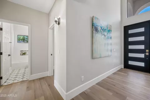 Entry Way - 2881 Estrella Ct, Gilbert, AZ 85296 photo 5 of 9
