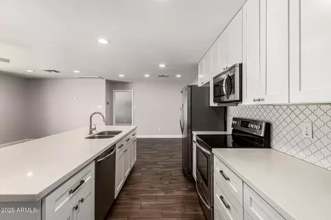 Kitchen - 1502 E Minton Dr, Tempe, AZ 85282 photo 1 of 1