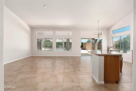 3550 E Topeka Dr, Phoenix, AZ 85050 photo 11