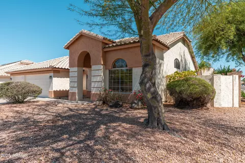 3550 E Topeka Dr, Phoenix, AZ 85050 photo 2