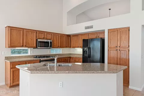 3550 E Topeka Dr, Phoenix, AZ 85050 photo 18