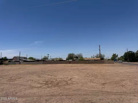4202 S 3rd St #5, Phoenix, AZ 85040