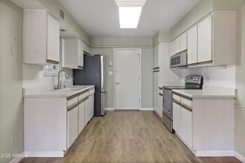 Kitchen - 3345 E University Dr #2, Mesa, AZ 85213 photo 1 of 4