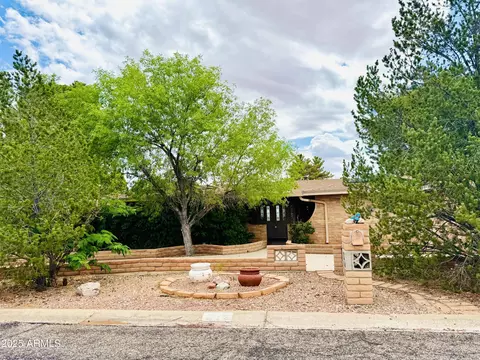 1825 Devonshire Dr, Sierra Vista, AZ 85635