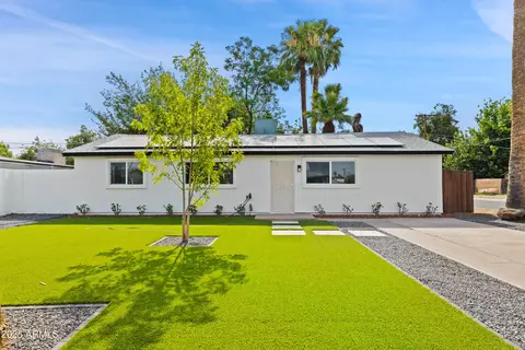 2201 N 29th Pl, Phoenix, AZ 85008