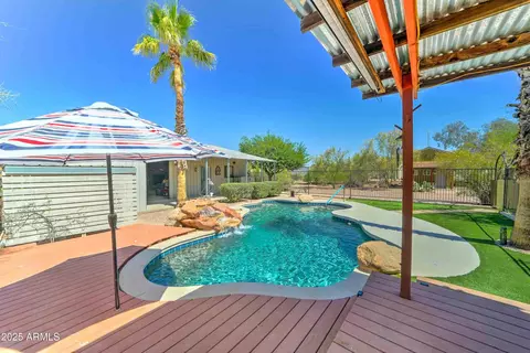 Exterior - 1704 S Barkley Rd, Apache Junction, AZ 85119 photo 7 of 10