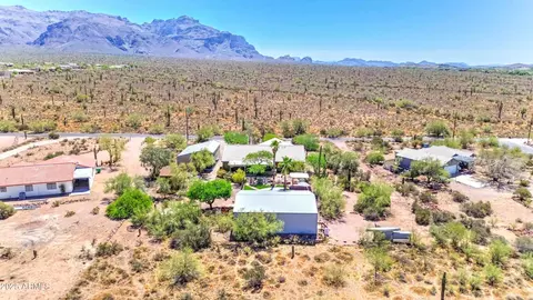 View/Area - 1704 S Barkley Rd, Apache Junction, AZ 85119 photo 2 of 6