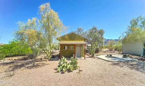 Exterior - 1704 S Barkley Rd, Apache Junction, AZ 85119 photo 8 of 10