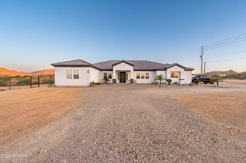 8017 S 143rd Ave, Goodyear, AZ 85338