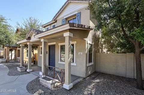 813 E Agua Fria Ln, Avondale, AZ 85323