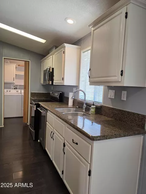 2233 E Behrend Dr #17, Phoenix, AZ 85024 photo 16