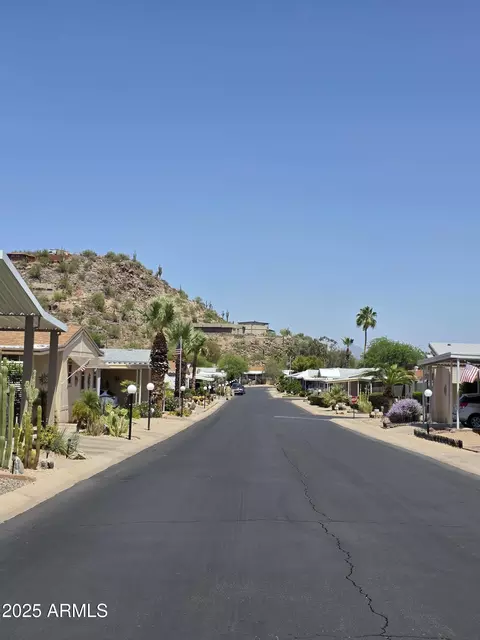 2233 E Behrend Dr #17, Phoenix, AZ 85024 photo 5