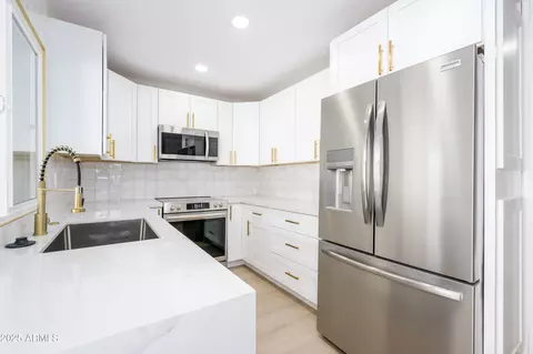 8341 E Keim Dr, Scottsdale, AZ 85250