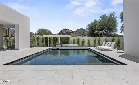 Exterior - 5301 N 43rd St, Phoenix, AZ 85018 photo 2 of 9