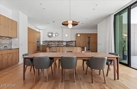 Dining - 5301 N 43rd St, Phoenix, AZ 85018 photo 2 of 2