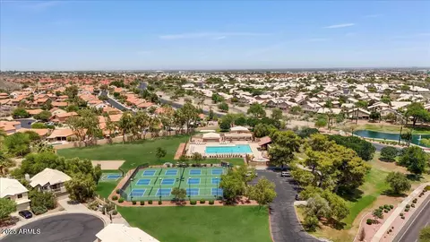 View/Area - 4253 E Raven Rd, Phoenix, AZ 85044 photo 5 of 12