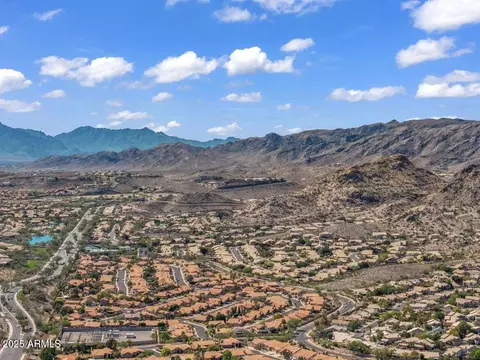 View/Area - 4253 E Raven Rd, Phoenix, AZ 85044 photo 11 of 12