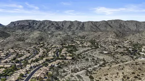 View/Area - 4253 E Raven Rd, Phoenix, AZ 85044 photo 7 of 12