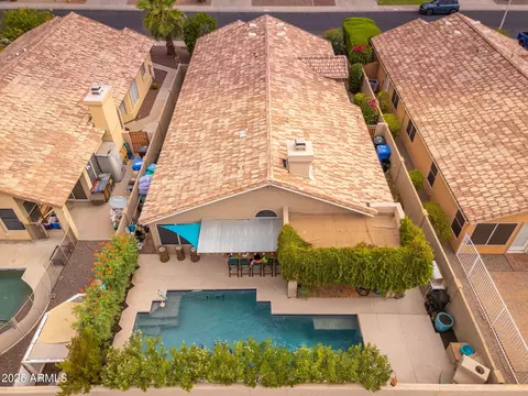 View/Area - 4253 E Raven Rd, Phoenix, AZ 85044 photo 3 of 12