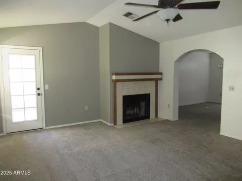 1450 E Laurel Ave, Gilbert, AZ 85234 photo 5