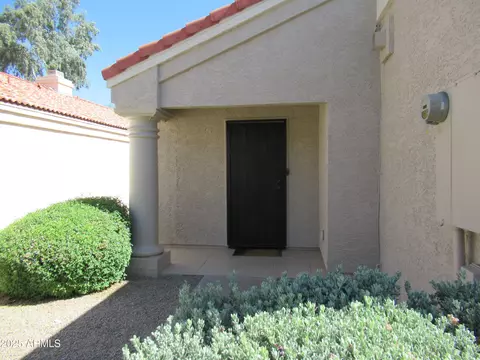 1450 E Laurel Ave, Gilbert, AZ 85234 photo 2