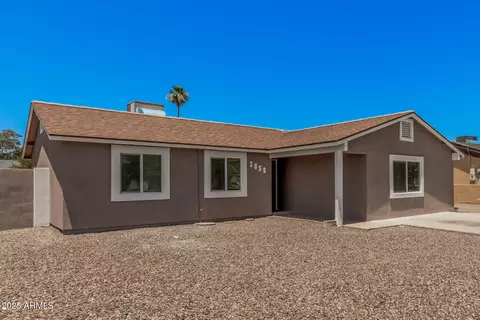 3056 N 68th Ln, Phoenix, AZ 85033 photo 6
