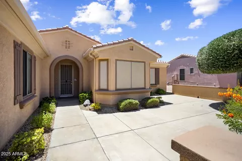 17009 W Eureka Springs Dr, Surprise, AZ 85387