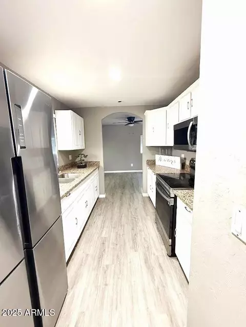 2611 Escuda Rd, Phoenix, AZ 85050 photo 3