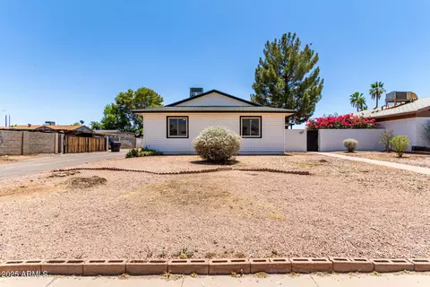 4519 E Roeser Rd, Phoenix, AZ 85040